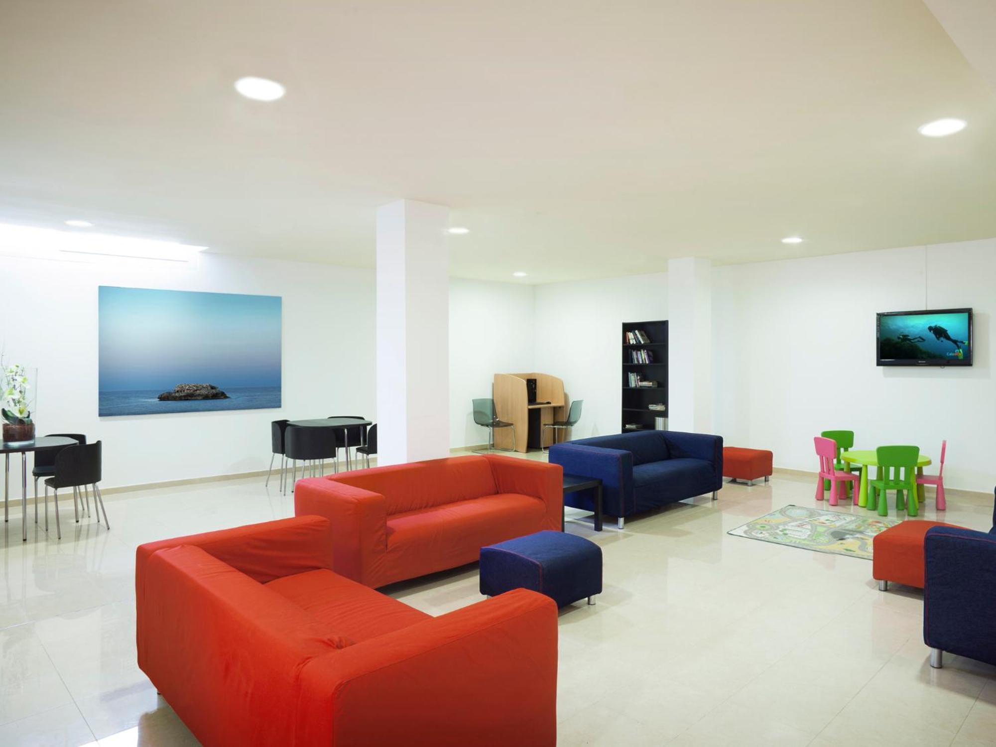 Apartahotel Inturotel Esmeralda Garden 3*